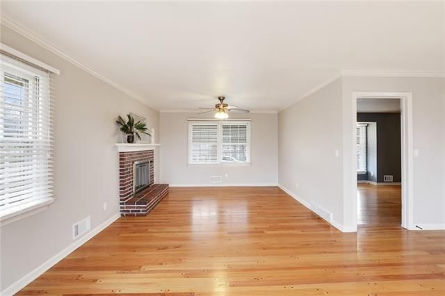 500 E 106th St, Kansas City, MO 64131