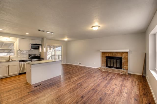 12809 E 53rd St, Kansas City, MO 64133