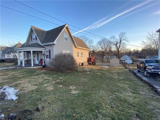 700 W Chestnut St, Savannah, MO 64485