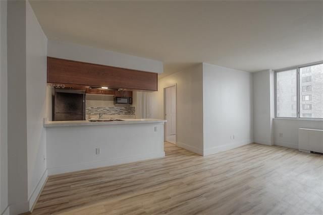 600 E 8th St #6J, Kansas City, MO 64106