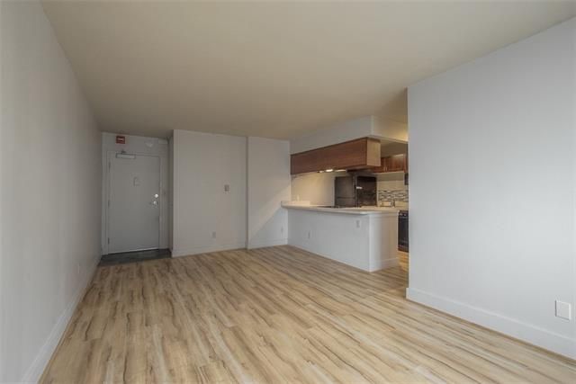 600 E 8th St #6J, Kansas City, MO 64106