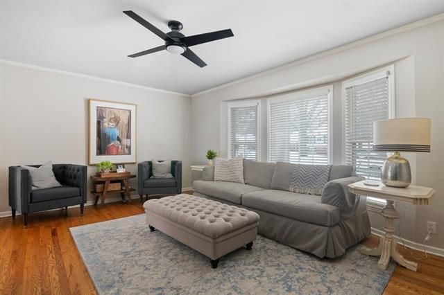 103 E 115 St, Kansas City, MO 64114