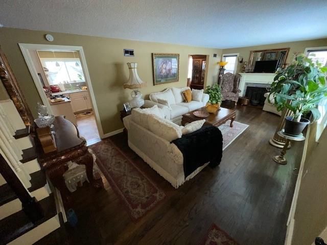 3306 E Meyer Blvd, Kansas City, MO 64132