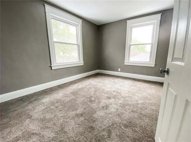 418 N Hardesty Ave, Kansas City, MO 64123