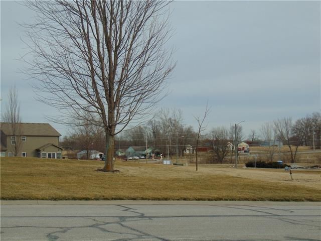 0 Canyon Dr, Harrisonville, MO 64701