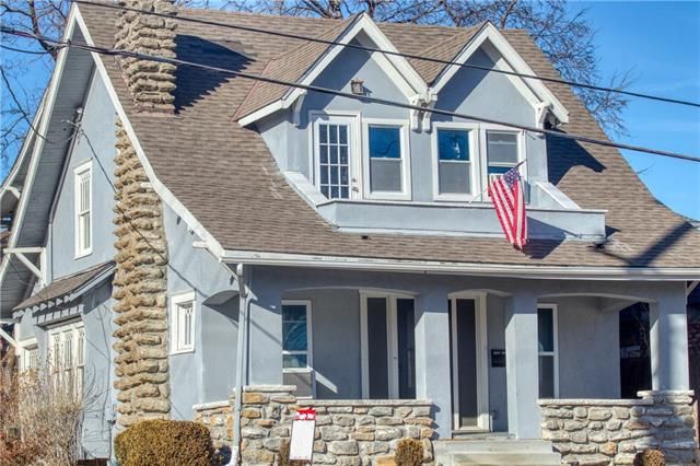 102 E 51 St, Kansas City, MO 64112