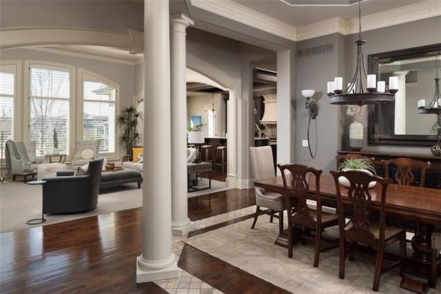 12113 W 164th St, Overland Park, KS 66221