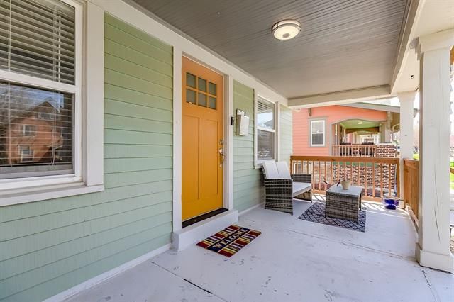 5421 Tracy Ave, Kansas City, MO 64110
