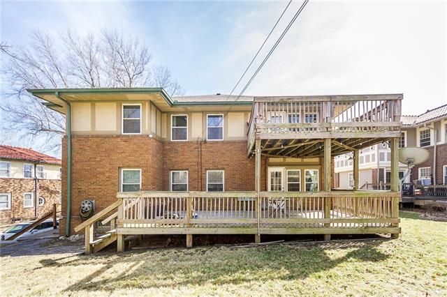 1110 Ward Pw, Kansas City, MO 64112