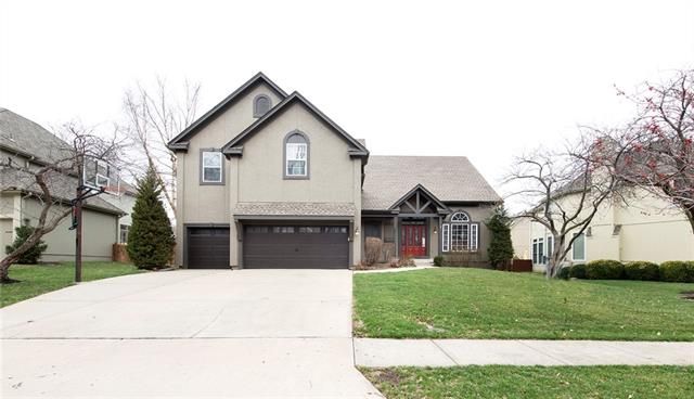 7204 W 147th St, Overland Park, KS 66223