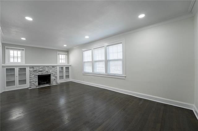 6126 Holmes St, Kansas City, MO 64110