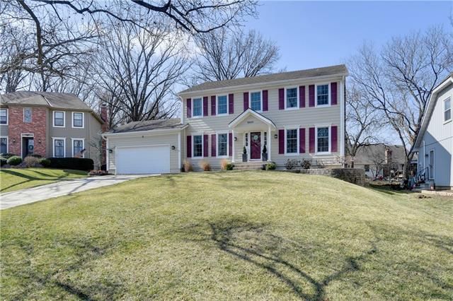 10009 W 114th St, Overland Park, KS 66210