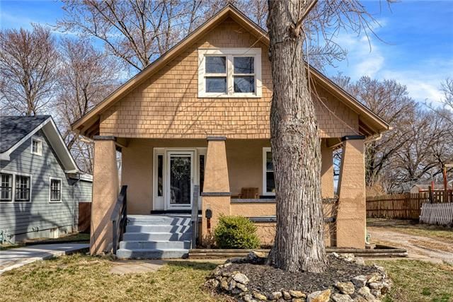 4463 Booth St, Kansas City, KS 66103