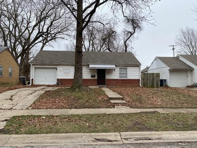 8041 Park Ave, Kansas City, MO 64132