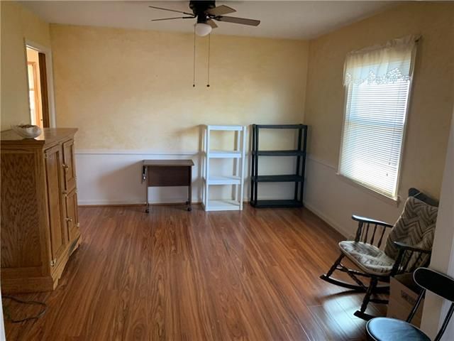 3707 E 104th St, Kansas City, MO 64137