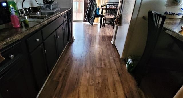 1520 E 42nd St, Kansas City, MO 64110