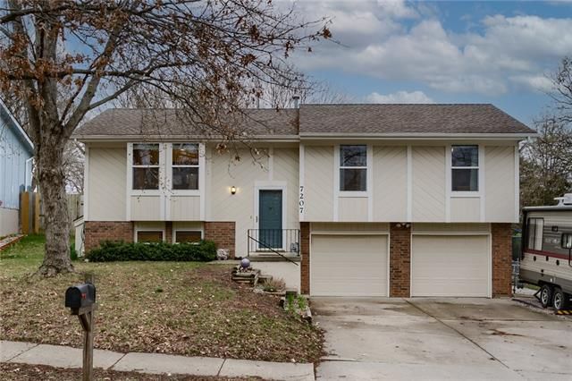 7207 NW Rhode Ave, Kansas City, MO 64152