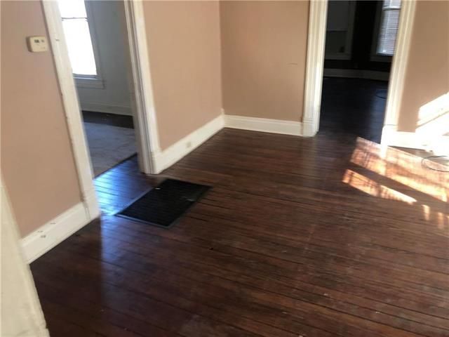 2430 S 18th St, St Joseph, MO 64503