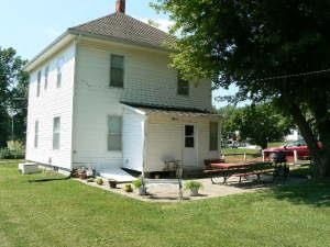 1001 E 2nd St, Maryville, MO 64468