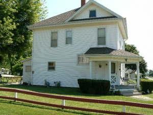 1001 E 2nd St, Maryville, MO 64468