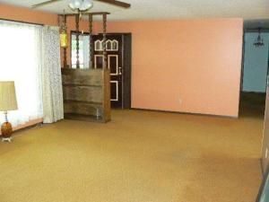 719 N Willow St, Stanberry, MO 64489
