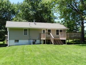 1217 E Crestview Dr, Maryville, MO 64468