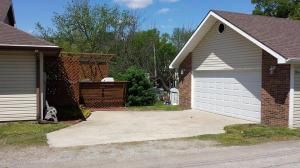 517 W 1st St, Maryville, MO 64468