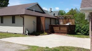 517 W 1st St, Maryville, MO 64468