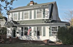 415 W 2nd St, Maryville, MO 64468