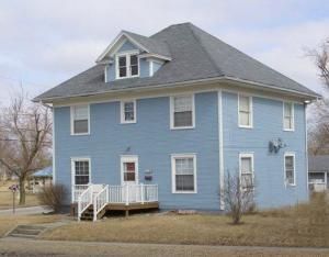 623 N Main St, Maryville, MO 64468