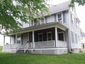 603 W 2nd St, Maryville, MO 64468