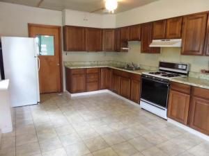 1101 E 2nd St, Maryville, MO 64468