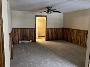 1221 E 2nd St, Maryville, MO 64468