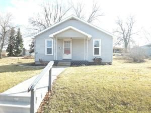 1304 E Jenkins St, Maryville, MO 64468