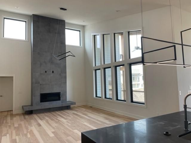 17405 Richards St, Overland Park, KS 66221