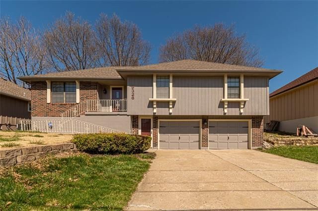 9326 E 83rd St, Raytown, MO 64138