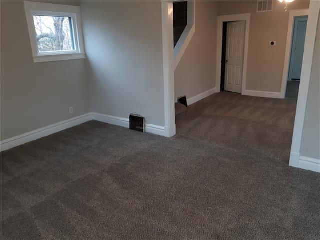 1101 N River Blvd, Independence, MO 64050