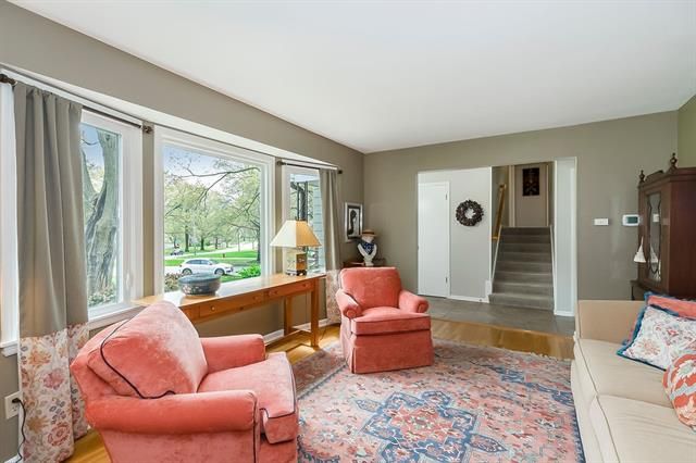 11506 Wornall Rd, Kansas City, MO 64114