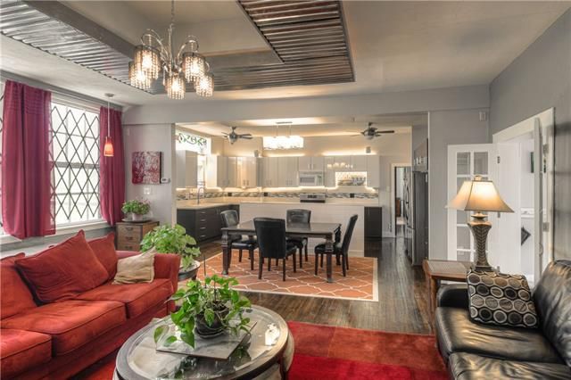 8208 E 55th St, Kansas City, MO 64129