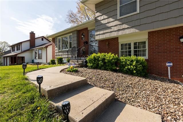 6112 E 108th St, Kansas City, MO 64134