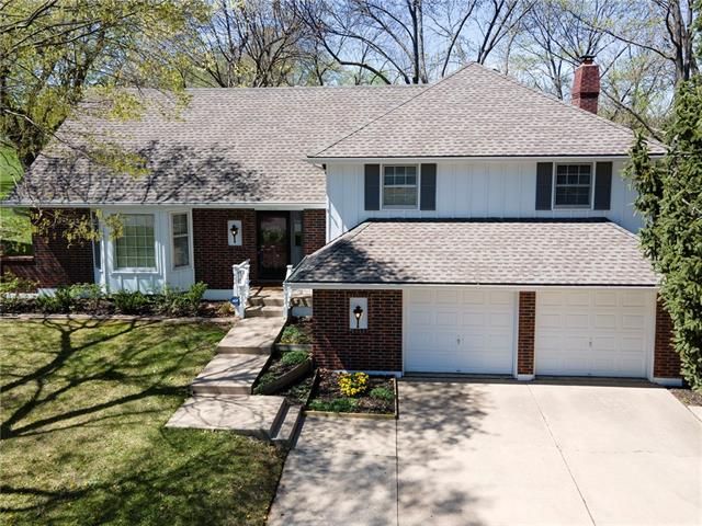 9006 Booth Ave, Kansas City, MO 64138