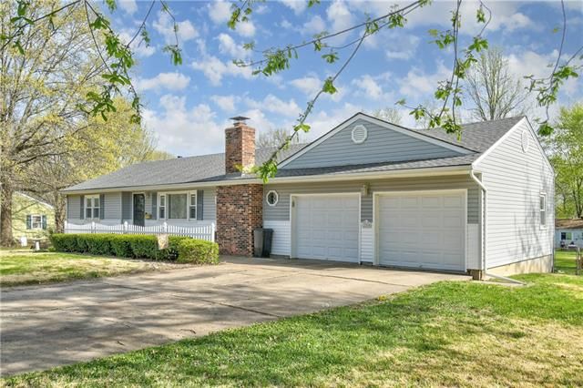 12505 E 54th St, Kansas City, MO 64133