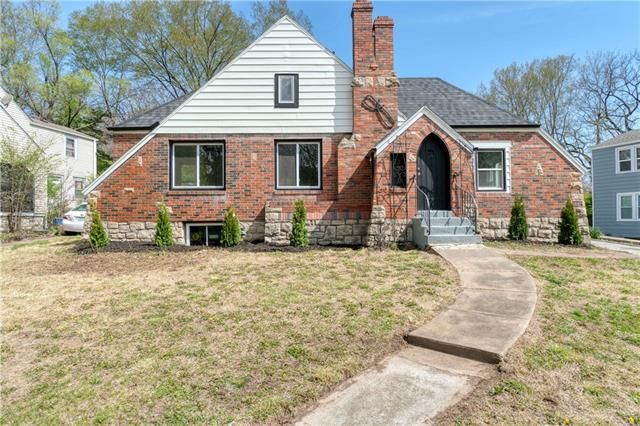 2252 E 77 Ter, Kansas City, MO 64132