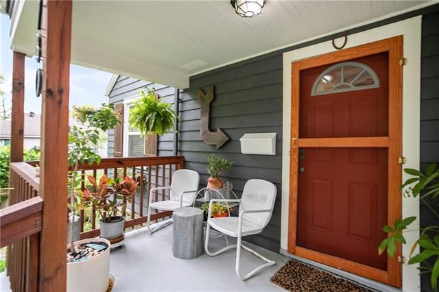 7730 Main St, Kansas City, MO 64114