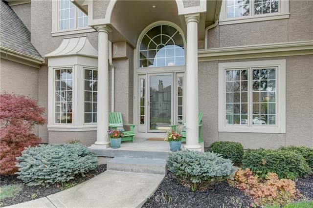 12911 W 74th Ter, Shawnee, KS 66216