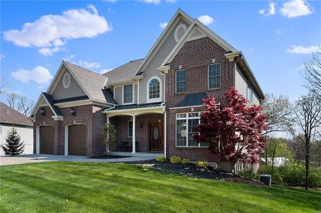 312 E 125th Pl, Kansas City, MO 64145