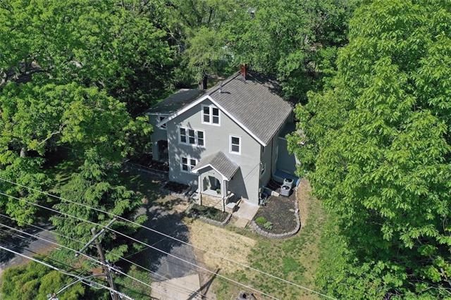 5114 Walmer St, Mission, KS 66202