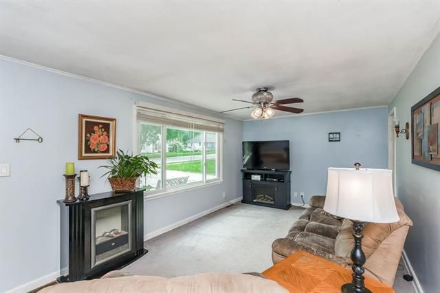 6937 Lamar Ave, Overland Park, KS 66204