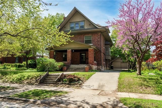 3668 Jefferson St, Kansas City, MO 64111