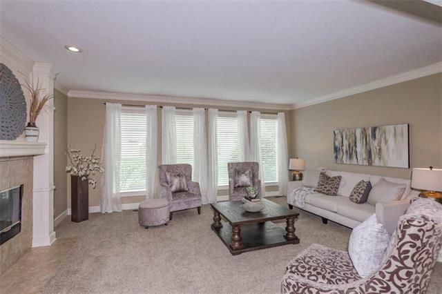 12804 W 124th St, Overland Park, KS 66213